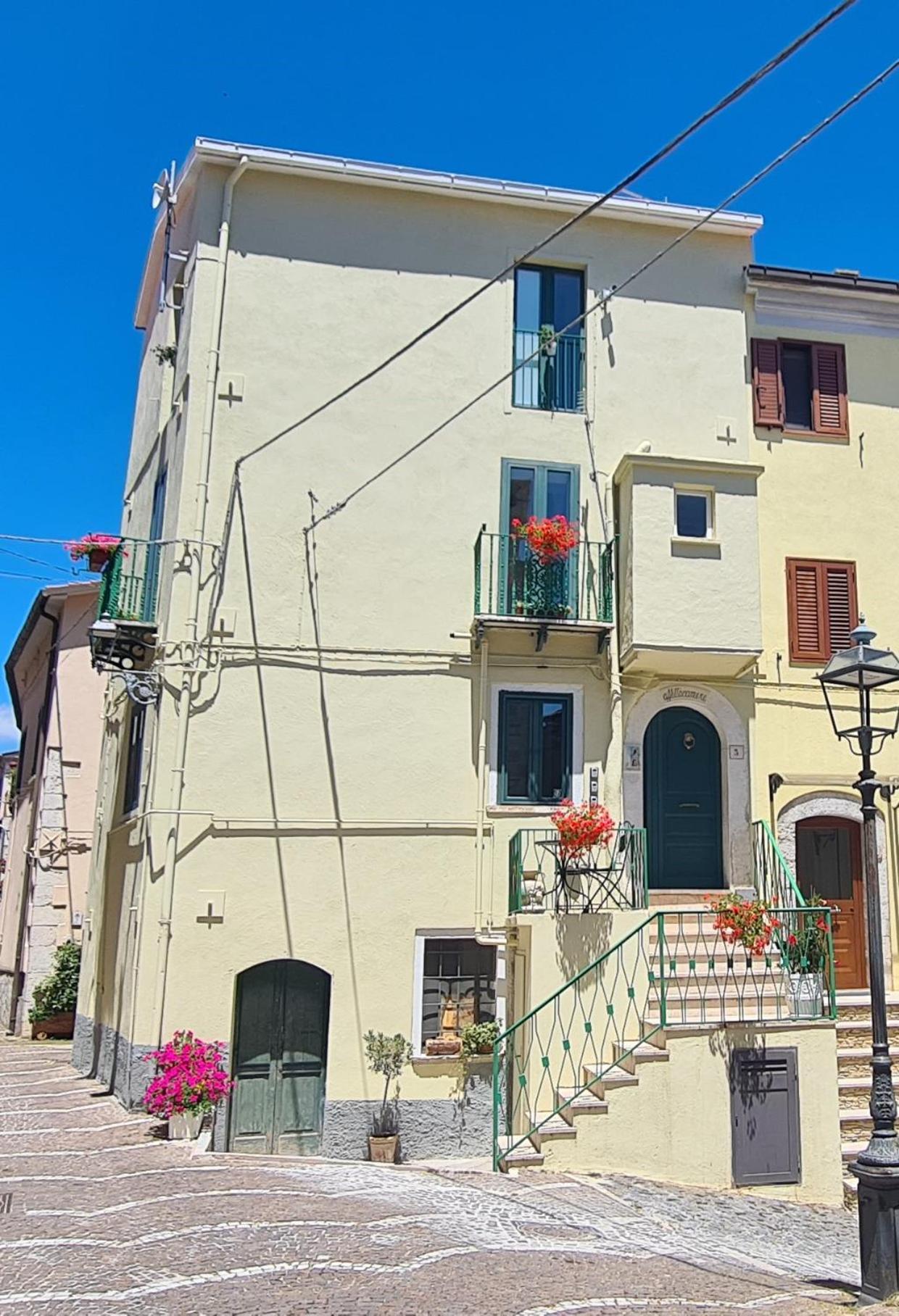 Il Campanile Hotel Santa Maria del Molise Exterior foto